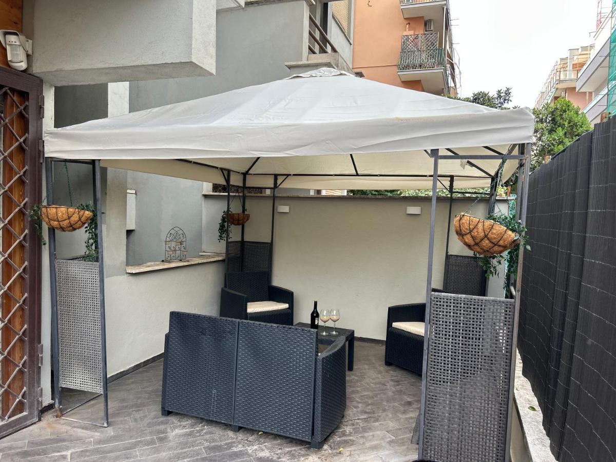 Carpegna Luxury Apt With Terrace Rom Exterior foto